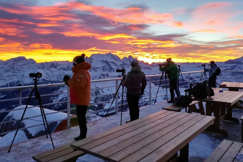 guests-dolomites-lagazuoi-winter-experience