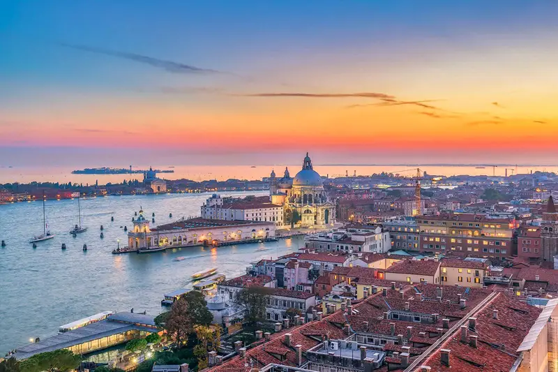 venice-sunset-guided-experience